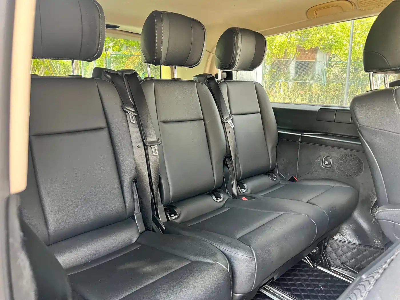Mercedes-Benz Vito 2011 2.5L Business Edition фото 13