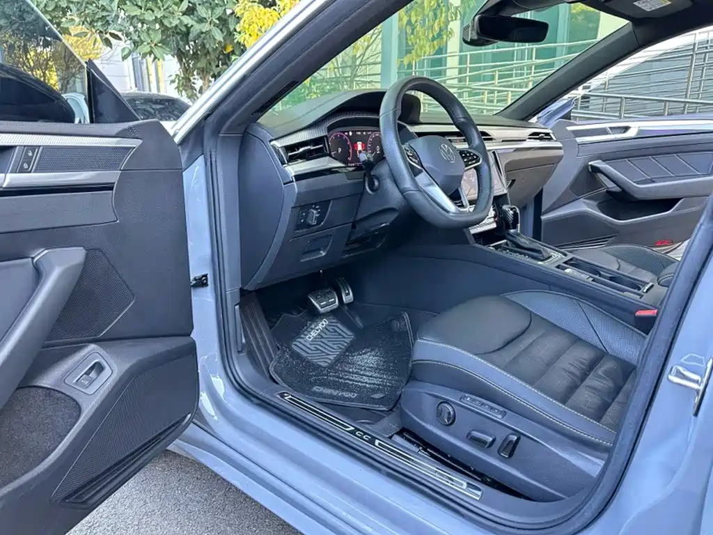 Volkswagen FAW-Volkswagen CC 2024 2024 380TSI Eye-catching Public Sharing Edition