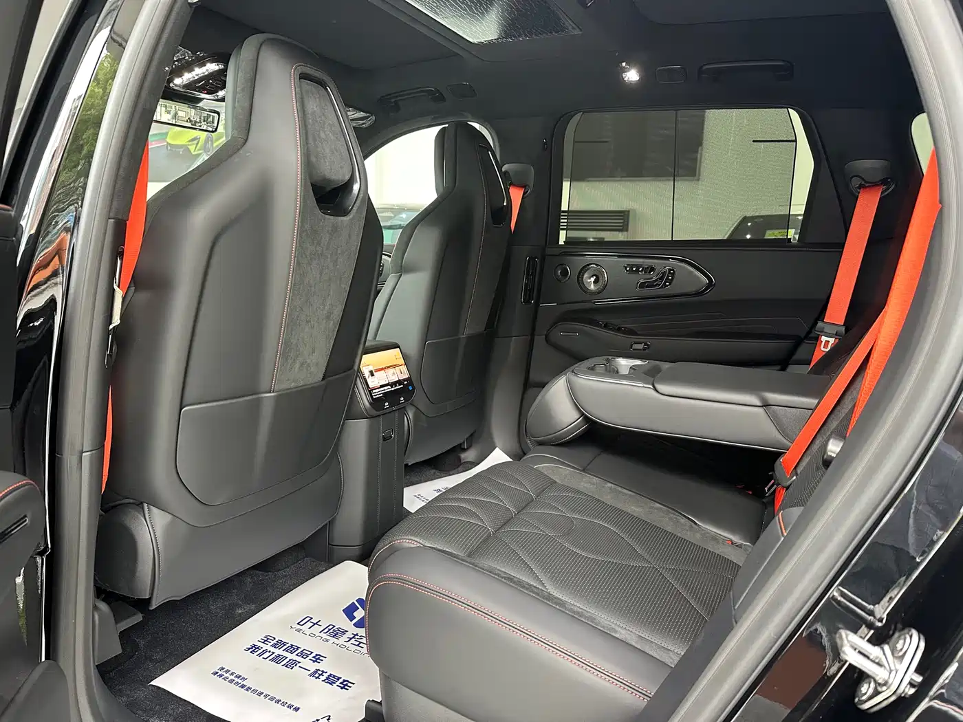 Zeekr 8X 2026 Model Dark Edition 5-Seater фото 7