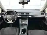 Фото 3 - Lexus CT