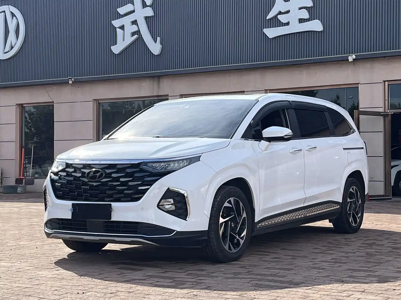 Hyundai Kustu 2021 270TGDi Premium LUX