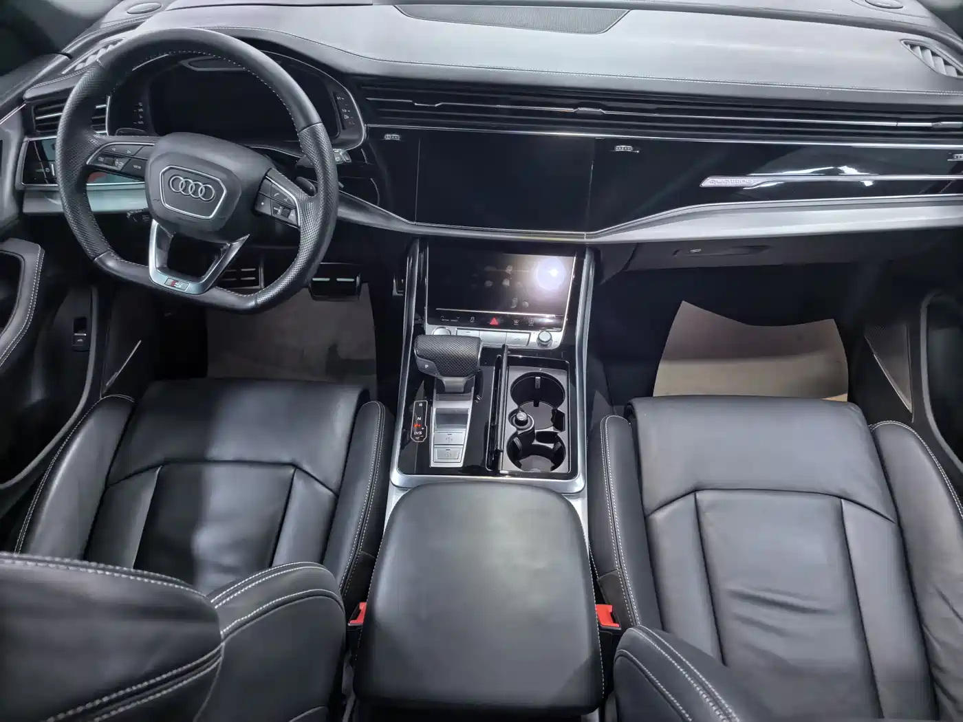 Audi Q8 2019 55 TFSI Supreme Limited Edition фото 4