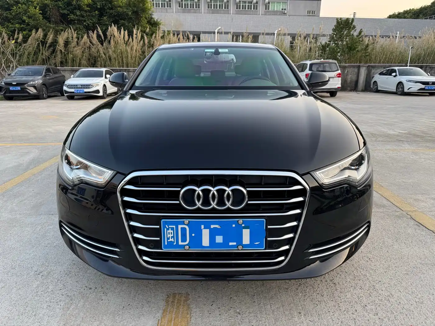 Audi A6L 2012 30 FSI Luxury фото 2