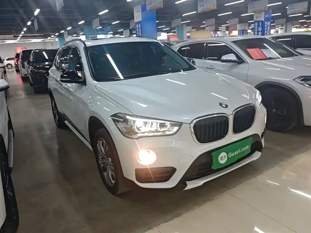 BMW X1 2018 sDrive18Li Premium Model фото 4