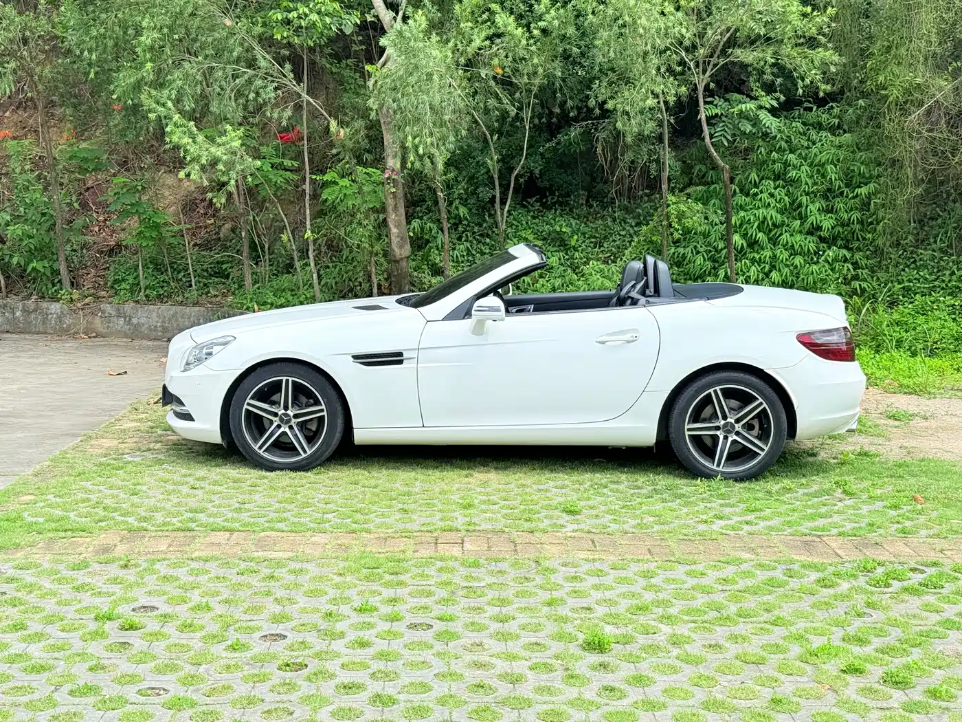 Mercedes-Benz SLK-Class 2014 2011 SLK 200 Fashion