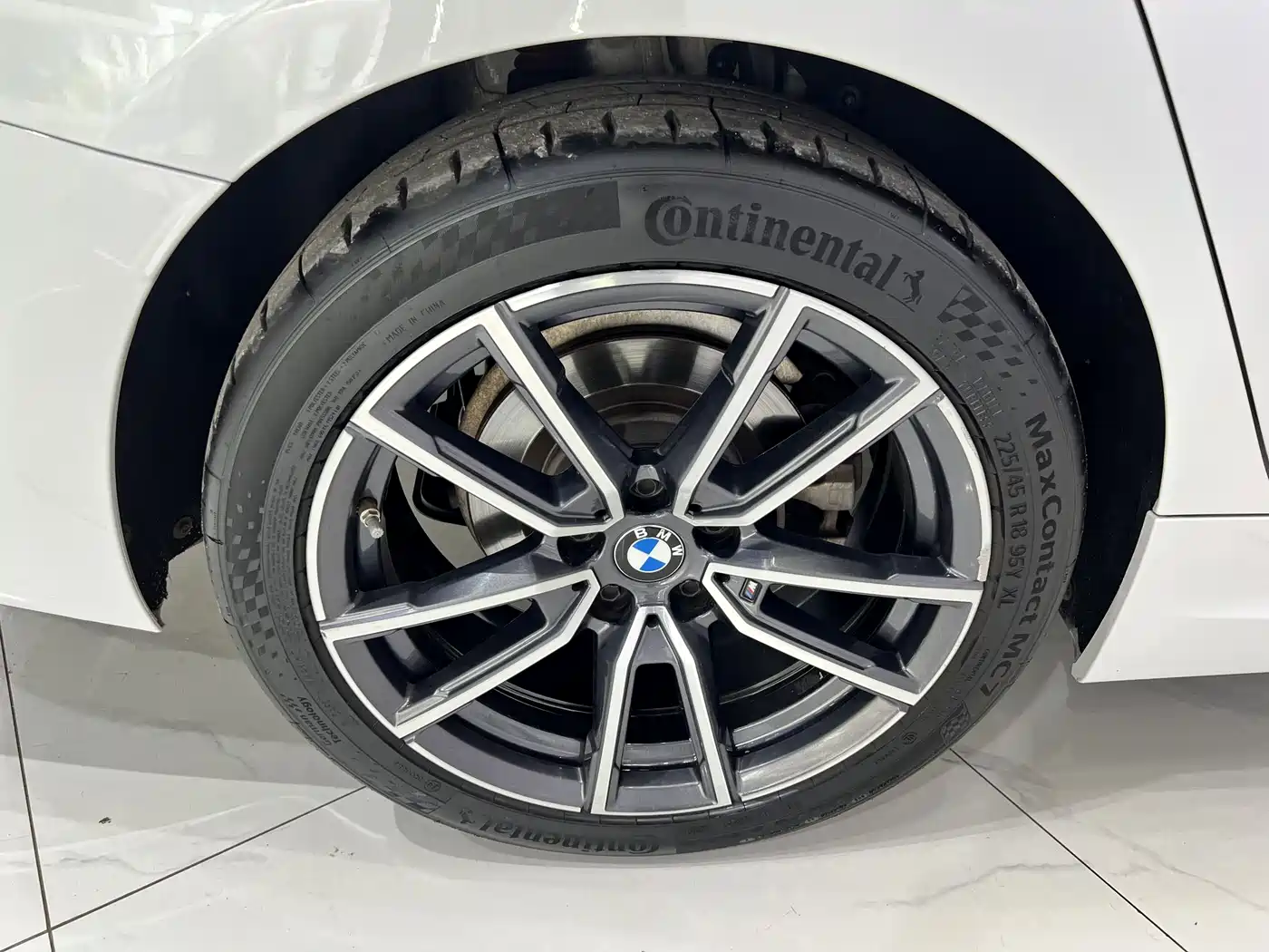BMW 3 Series 2023 320i M Sport Package фото 19