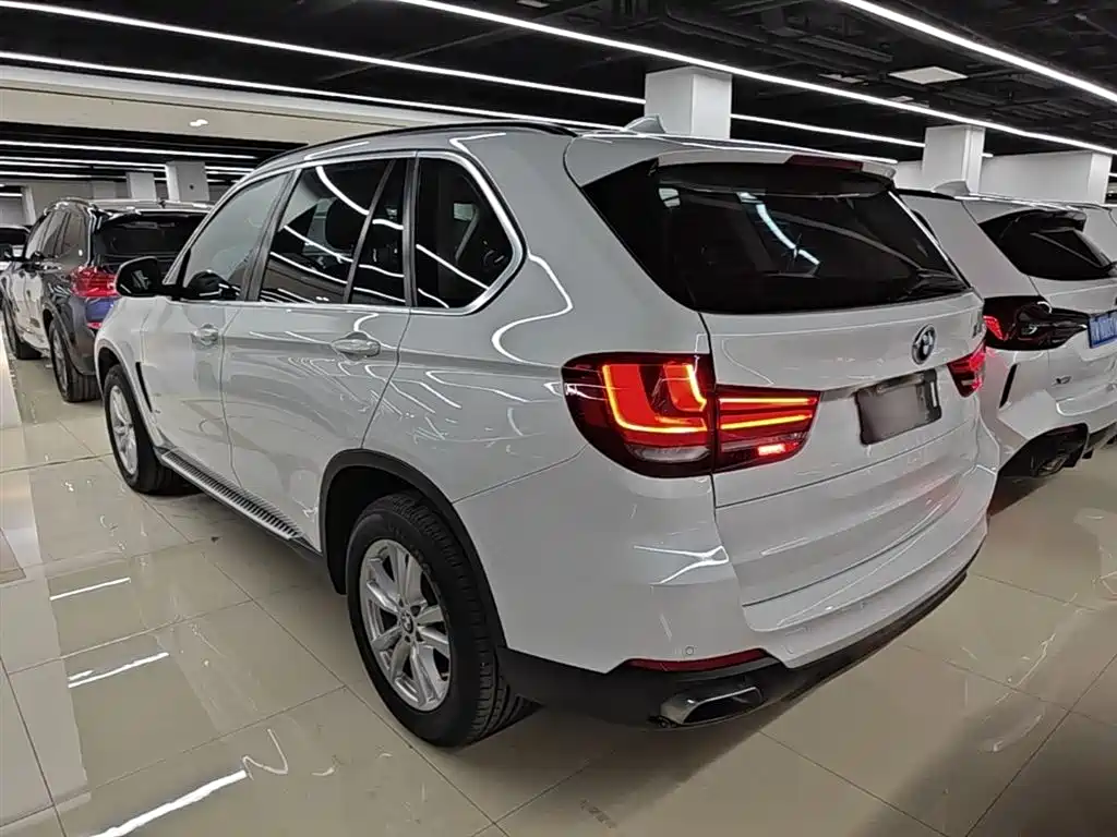 BMW X5 (Import) 2015 xDrive28i фото 5