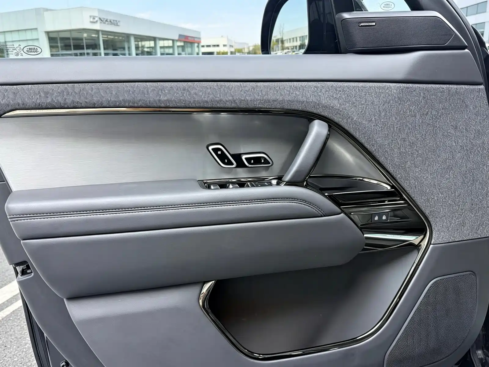 Photo 4 - Land Rover Range Rover Sport