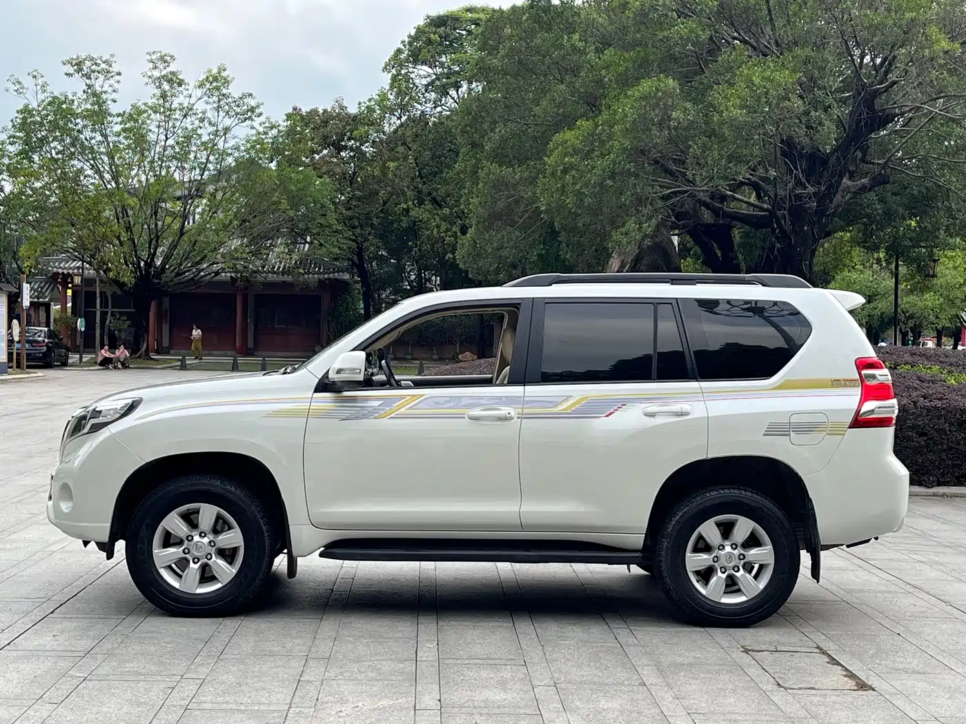 Toyota Prado 2016 2.7L Auto Luxury Edition фото 17