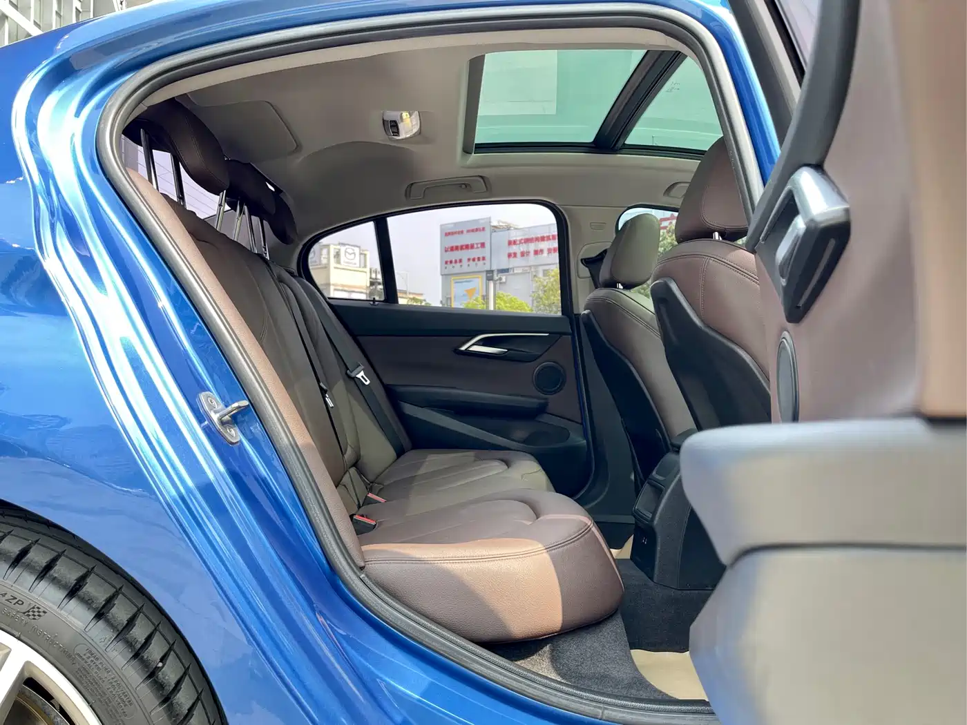 BMW 1 Series 2019 120i Leading M Sport Package фото 12