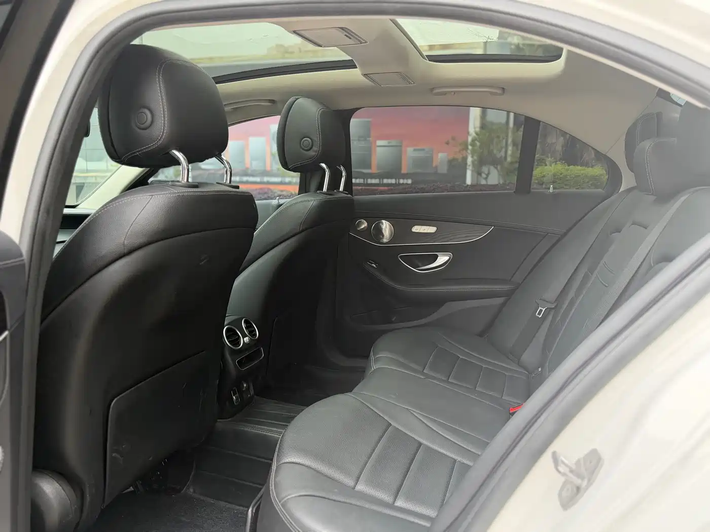 Mercedes-Benz C-Class 2021 C 260 L Sport Starry Exclusive Edition фото 15