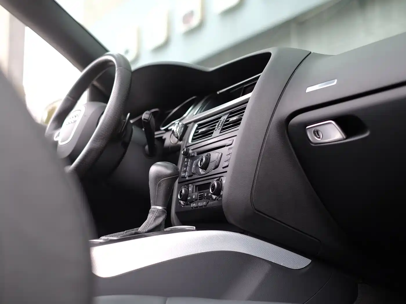 Audi A5 (Import) 2010 2.0TFSI Cabriolet фото 50