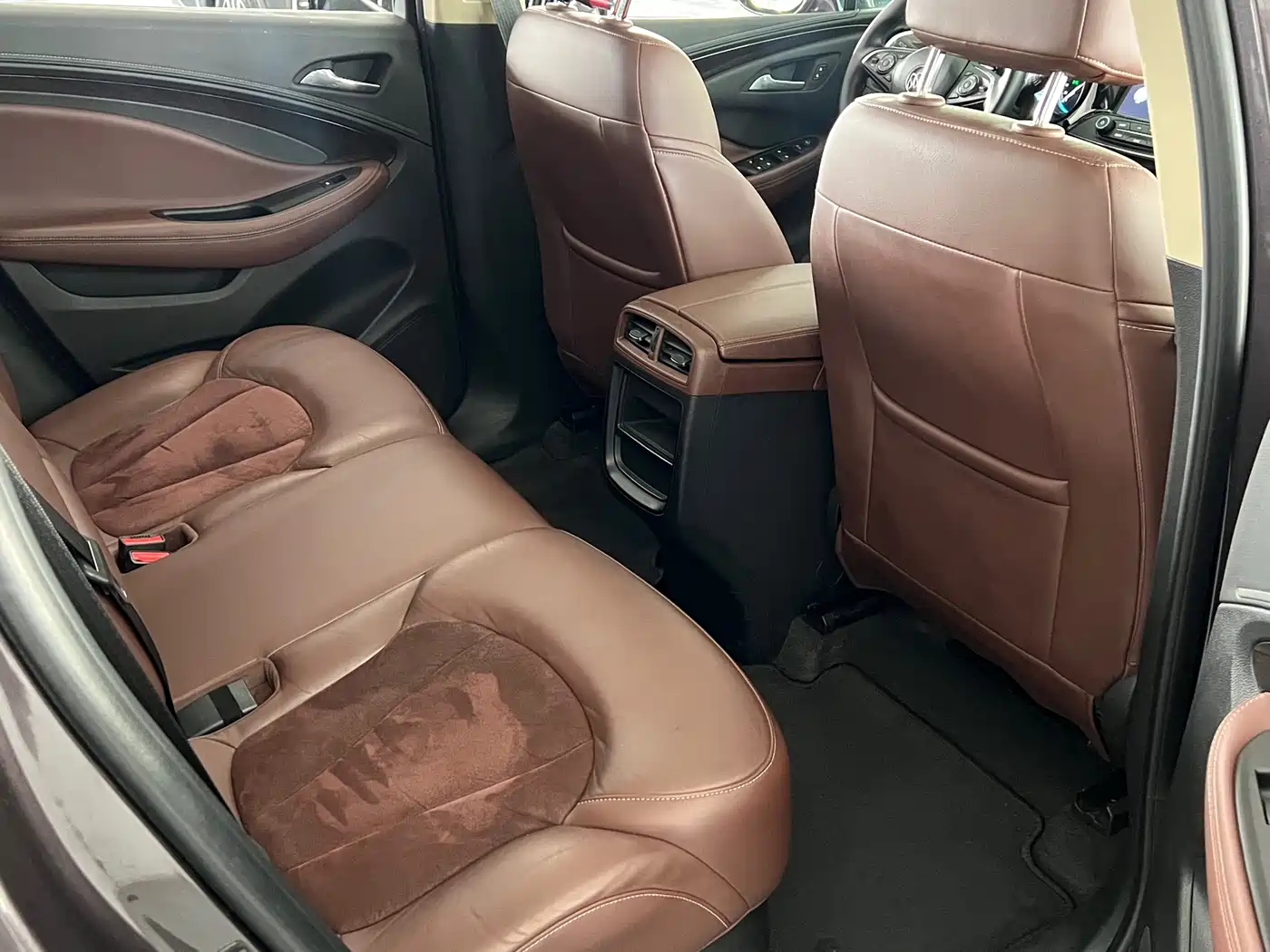 Buick Envision Plus 2017 20T FWD Elite фото 20