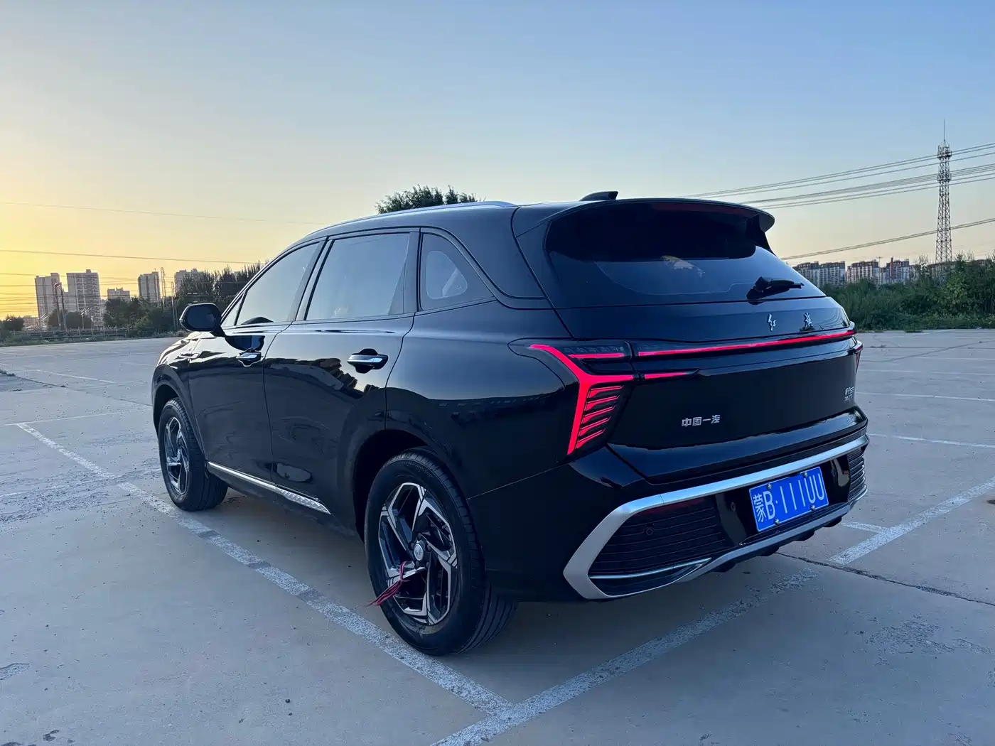 Hongqi HS3, миниатюра 5