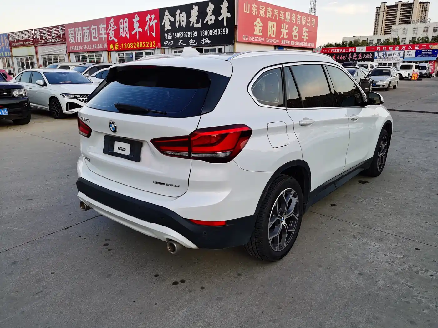 BMW X1 2020 sDrive25Li Leading Model фото 8