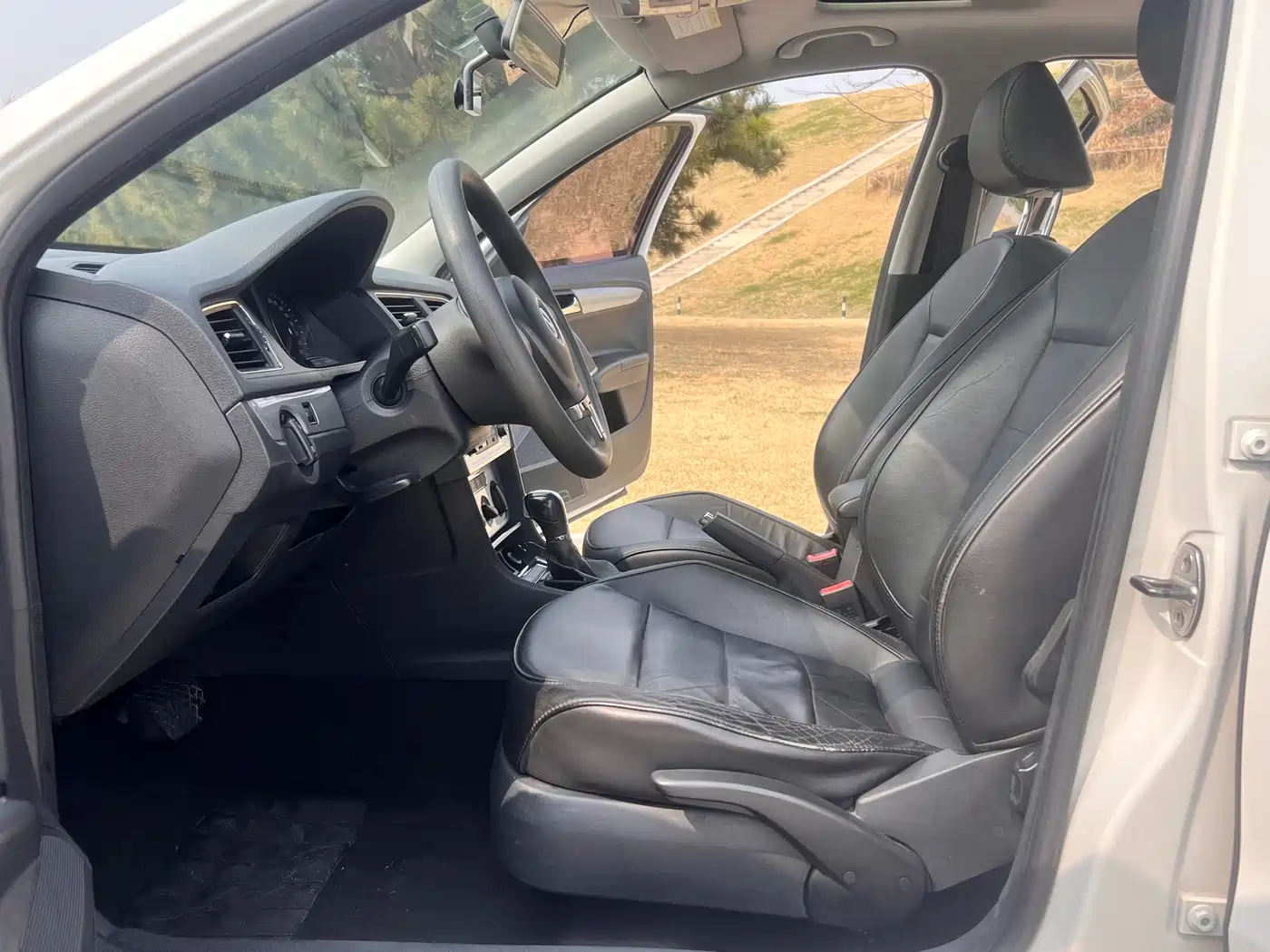 Volkswagen Lavida Tour 2013 1.4TSI Automatic Comfort фото 6