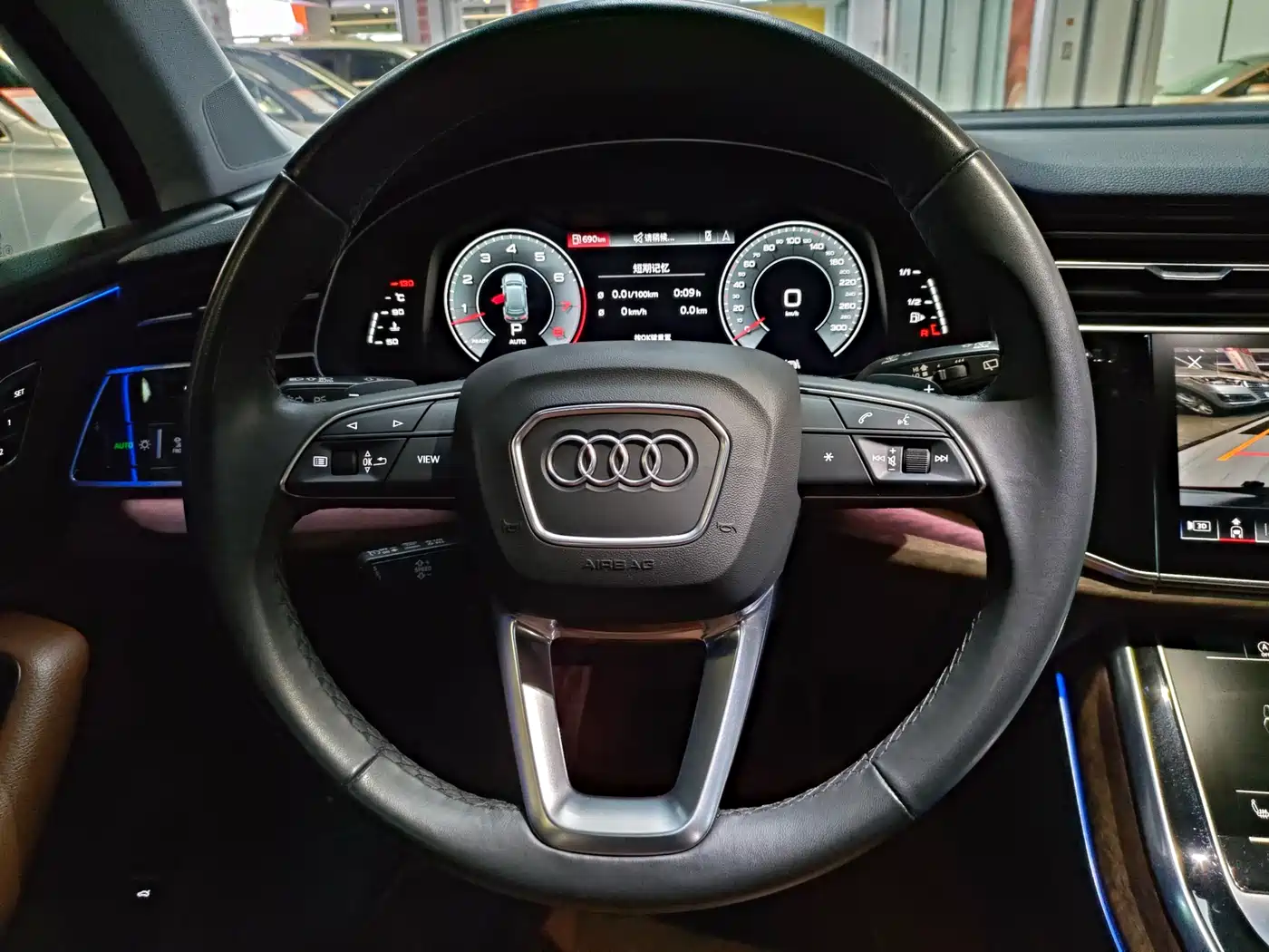AUDI Q7
