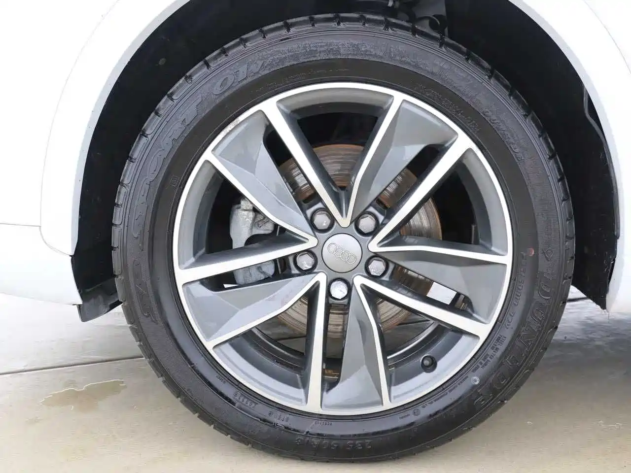 Audi Q3 2018 30 TFSI Fashion Collector's Edition фото 11
