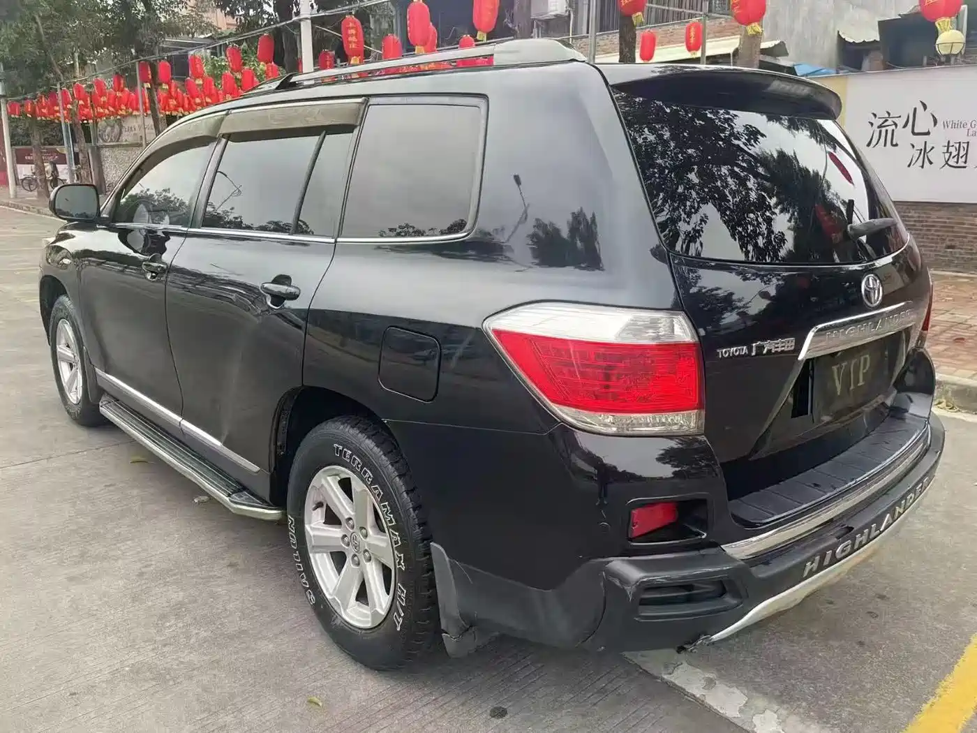 Toyota Highlander 2012 2.7L 2WD 7-Seat Elite фото 4