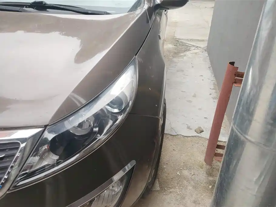 Kia Sportage 2012 2.0L Automatic 2WD NAVI Edition фото 5