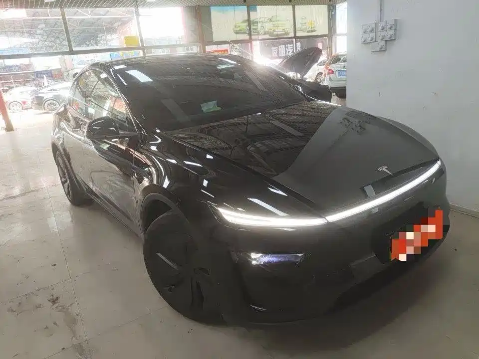 Tesla Model Y 2026 2026 Rear-Wheel Drive