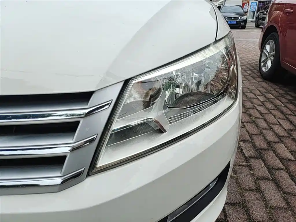 Volkswagen Santana 2015 1.6L Automatic Comfort Edition фото 24