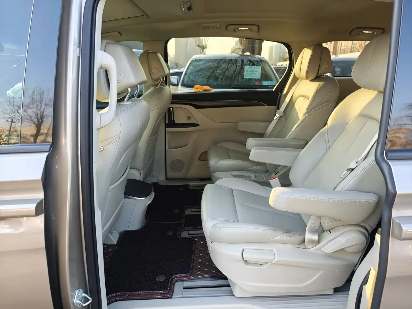 Buick GL8 2023 ES Landmaster Comfort фото 8