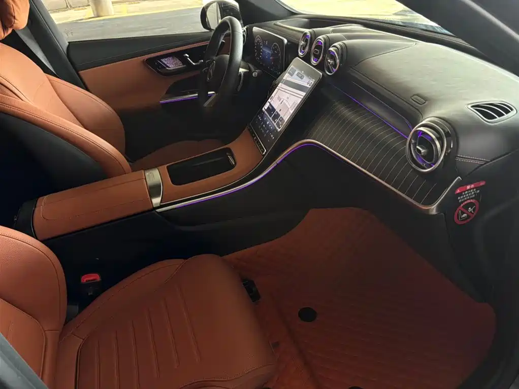 Mercedes-Benz GLC 2024 GLC 260 L 4MATIC Luxury 5-seater фото 3