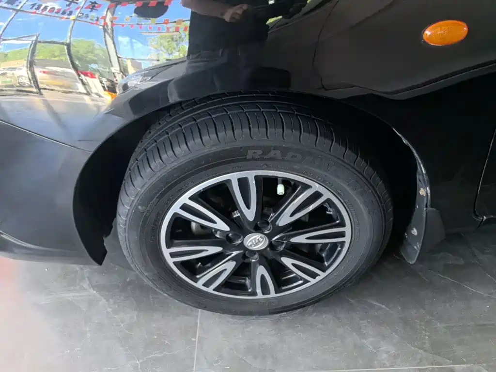 Фото 23 - BYD F3
