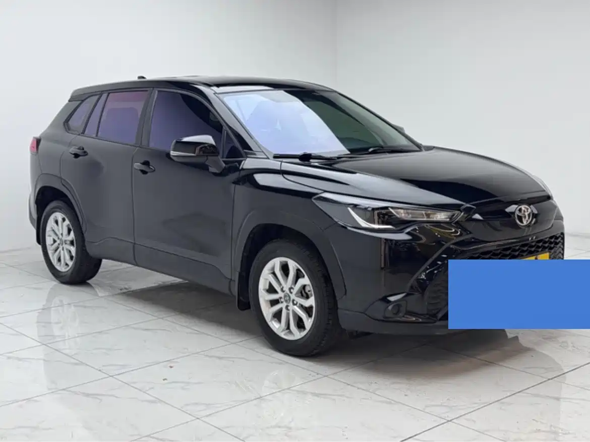 Toyota Frontlander 2023 2.0L CVT Elite Edition фото 10