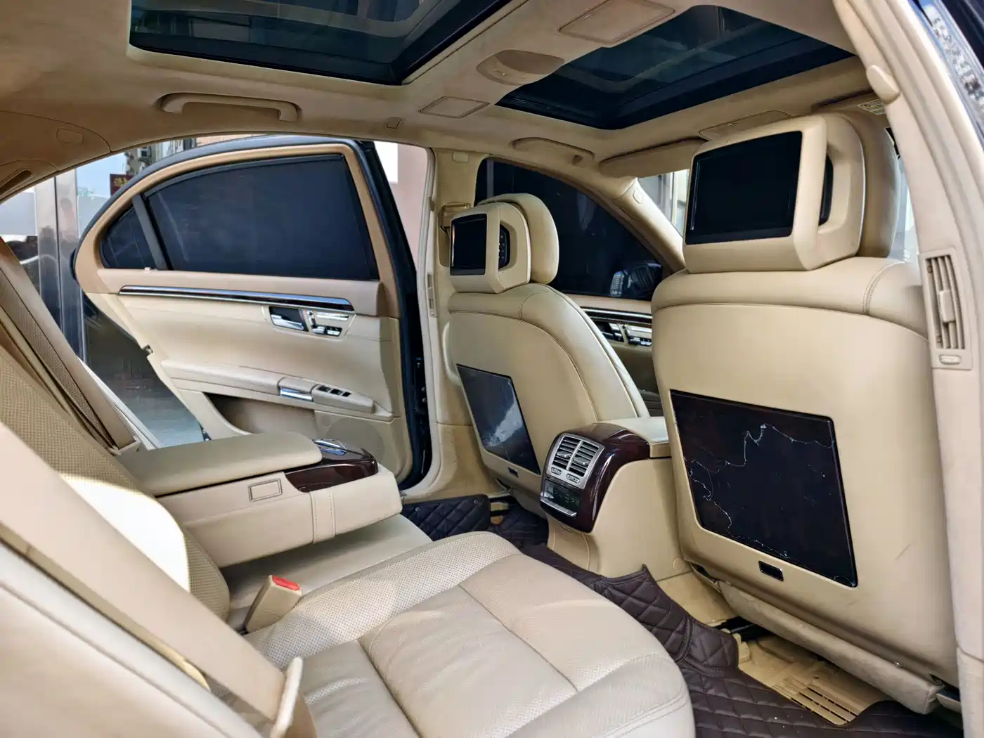 Mercedes-Benz S-Class 2011 S 500 L CGI 4MATIC фото 10