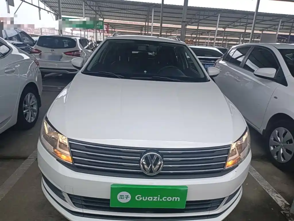 Volkswagen Lavida Tour 2017 1.6L Automatic Trend Edition фото 3