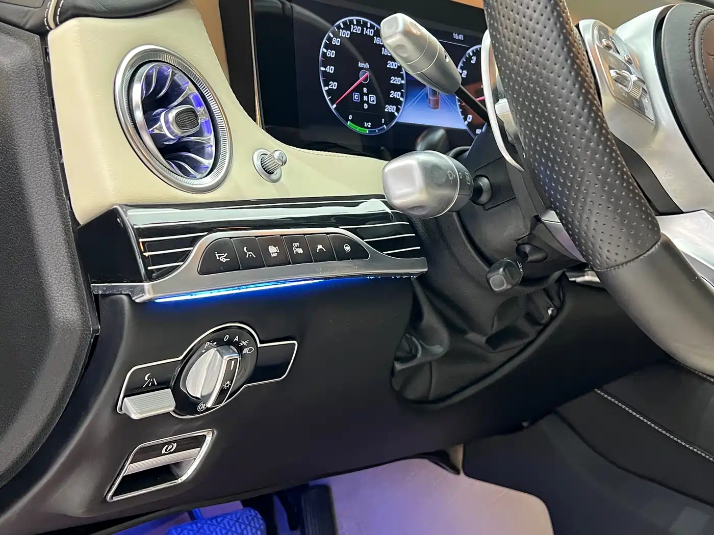 Mercedes-Benz S-Class 2011 2010 Model S 400 L HYBRID