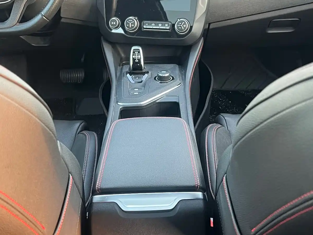 Lynk & Co 03 2020 1.5TD DCT Power Edition фото 10