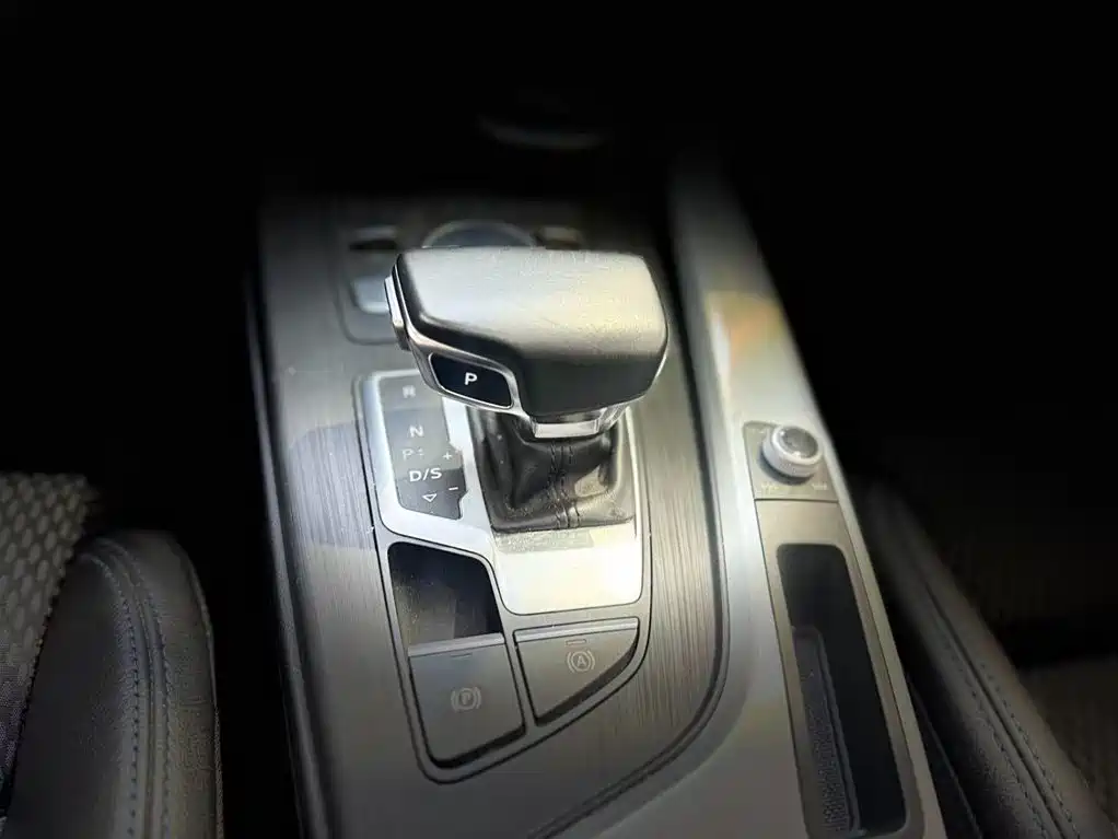Audi A4L 2018 30th Anniversary 40 TFSI Sport фото 19