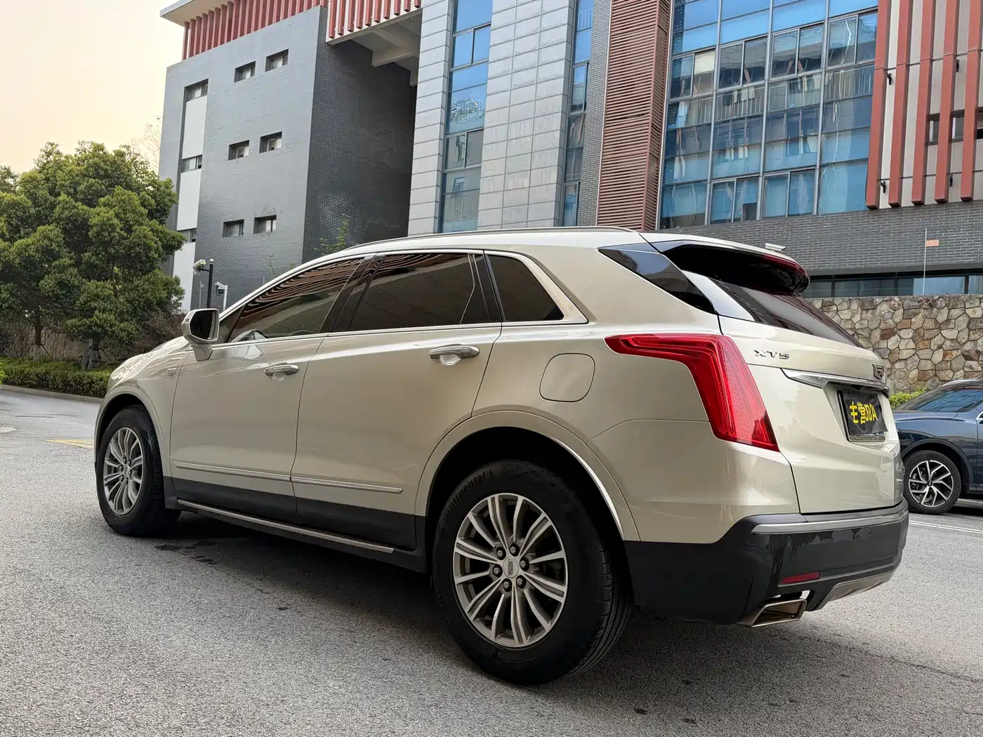 Cadillac XT5 2016 25T Luxury Model фото 21