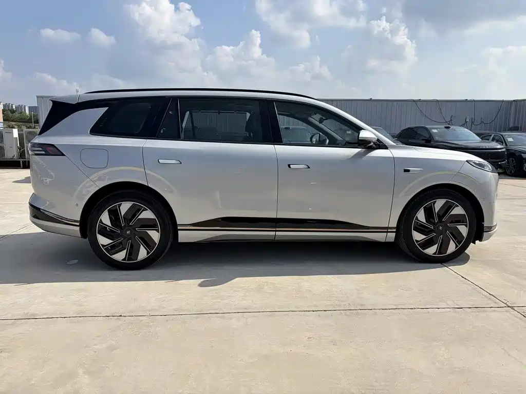 Dongfeng Yipai eπ008 2024 2024 210Max Range Extender 6-Seater