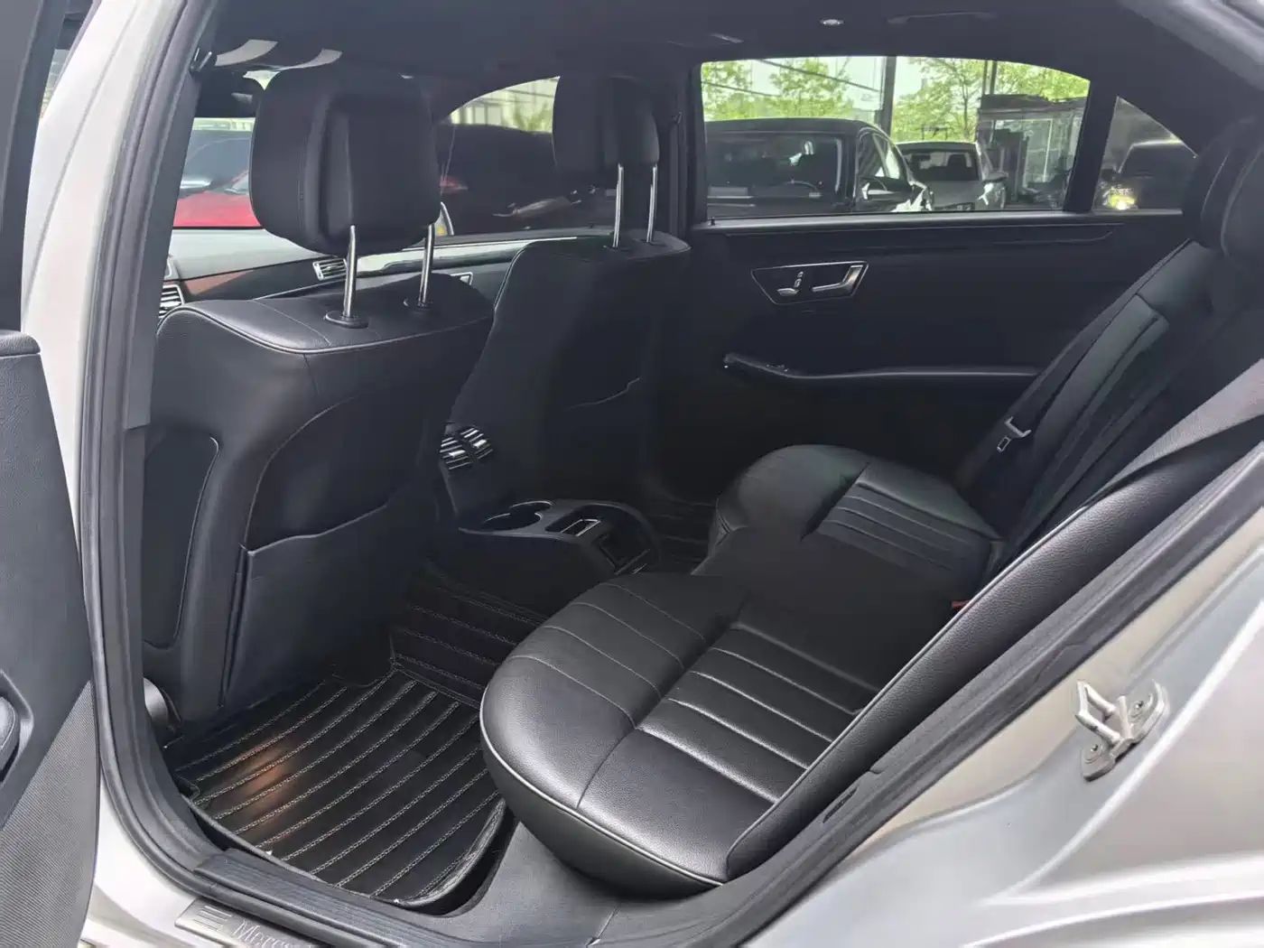 Mercedes-Benz E-Class 2015 Facelift E 260 L Sport фото 8