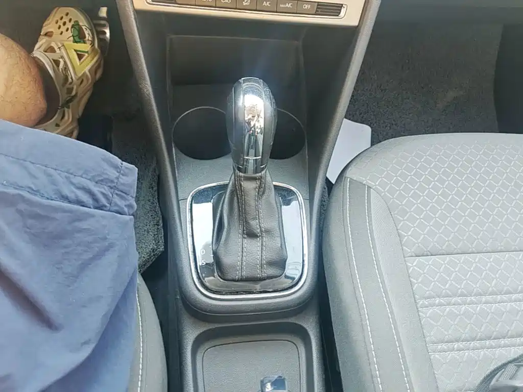 Volkswagen Polo 2014 2014 1.6L Cross Polo Automatic