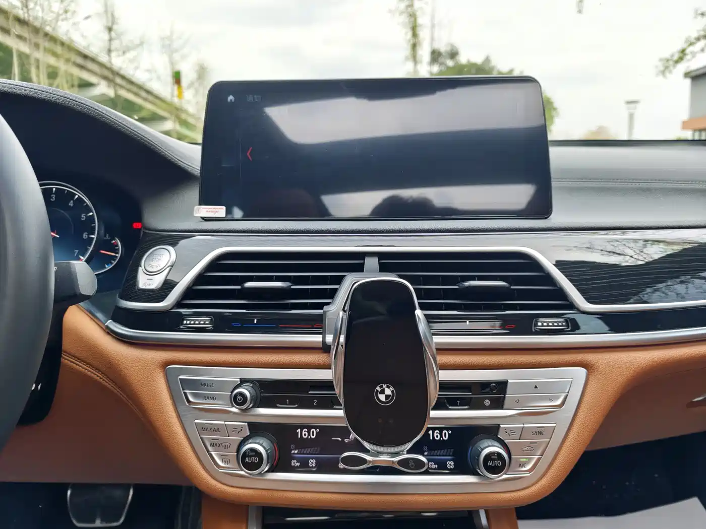 BMW 7 Series 2018 730Li Leading Type M Sport Package фото 9