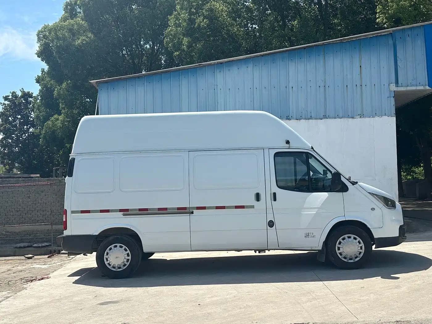 Jiangling Tesun 2019 2019 2.8T Commercial Long Wheelbase High Roof 6-Seater Single Rear Tire China VI JX493