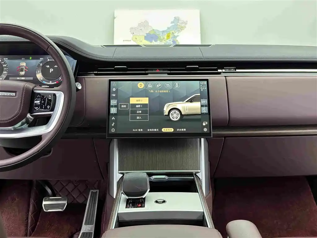 Land Rover Range Rover 2024 2024 3.0 L6 400PS Genesis Extended