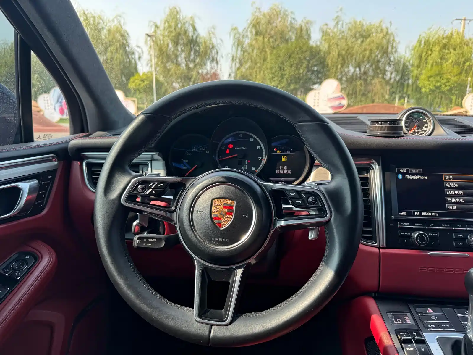 صورة 18 - Porsche Macan
