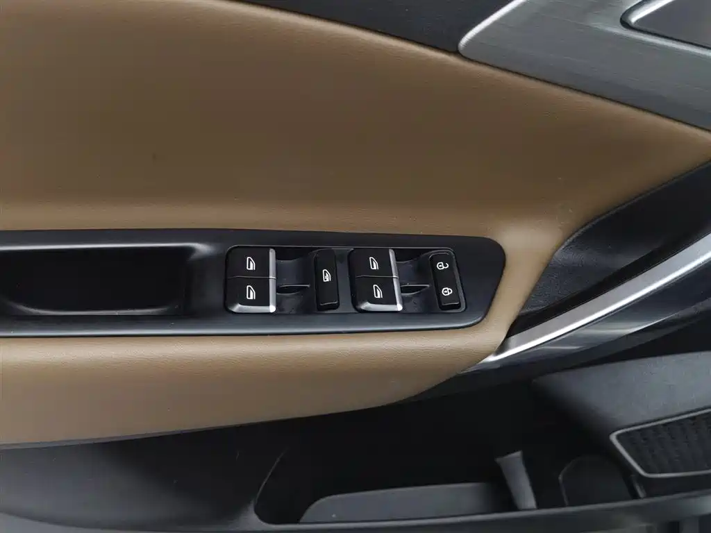 GEELY AUTOMOBILE BOYUE