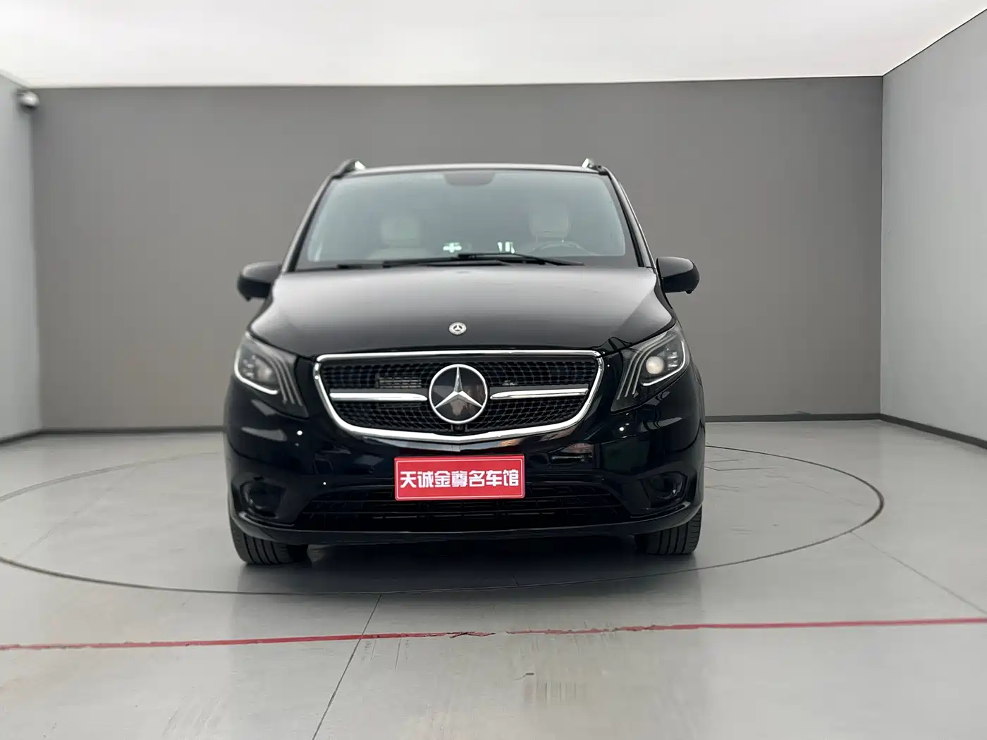 Mercedes-Benz Vito 2020 2.0T Business Edition (7-seater) фото 3