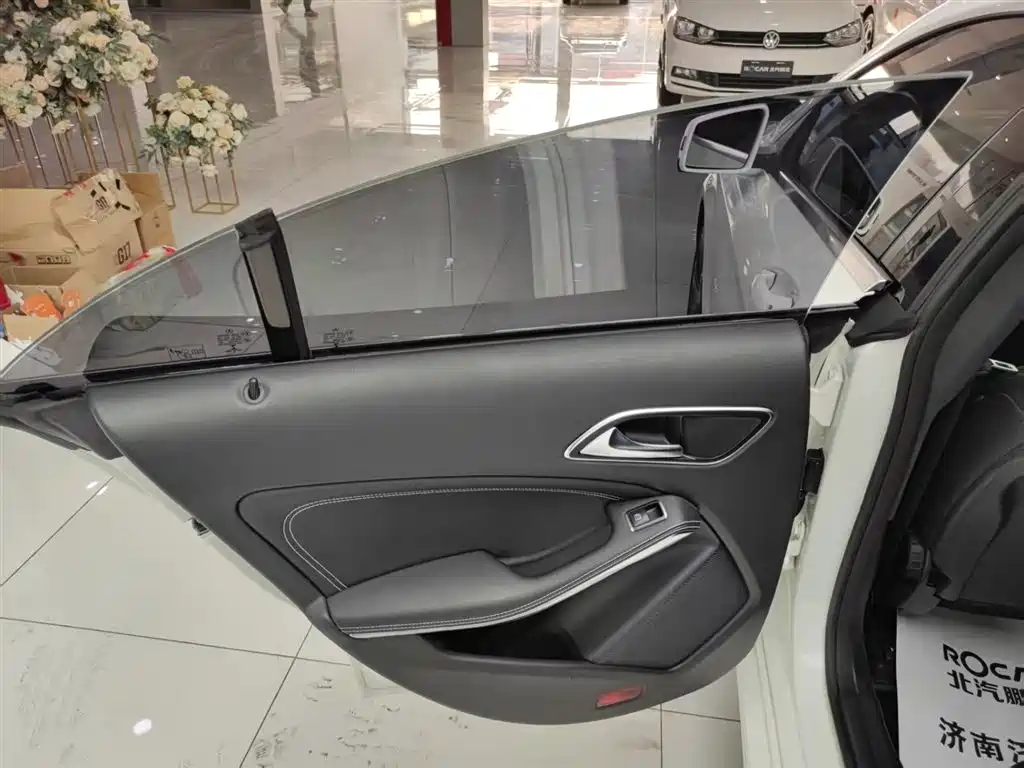 Mercedes-Benz CLA (Import) 2017 CLA 200 Dynamic фото 26