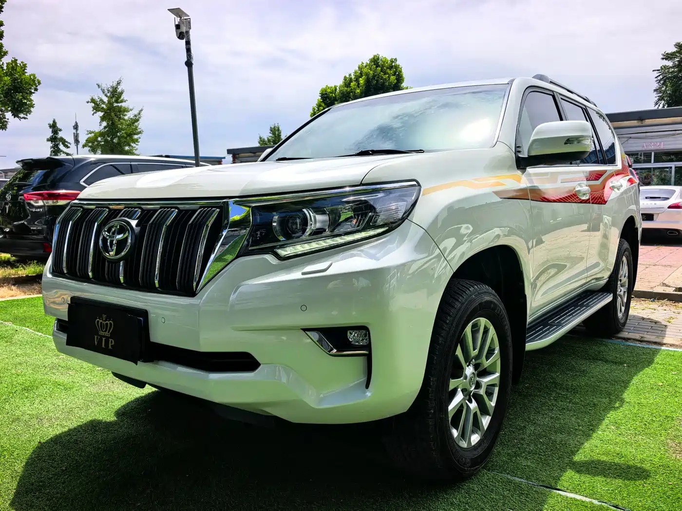 Toyota Prado 2019 3.5L Automatic TX-L Zunxiang Edition with Rear-mounted Spare Tire