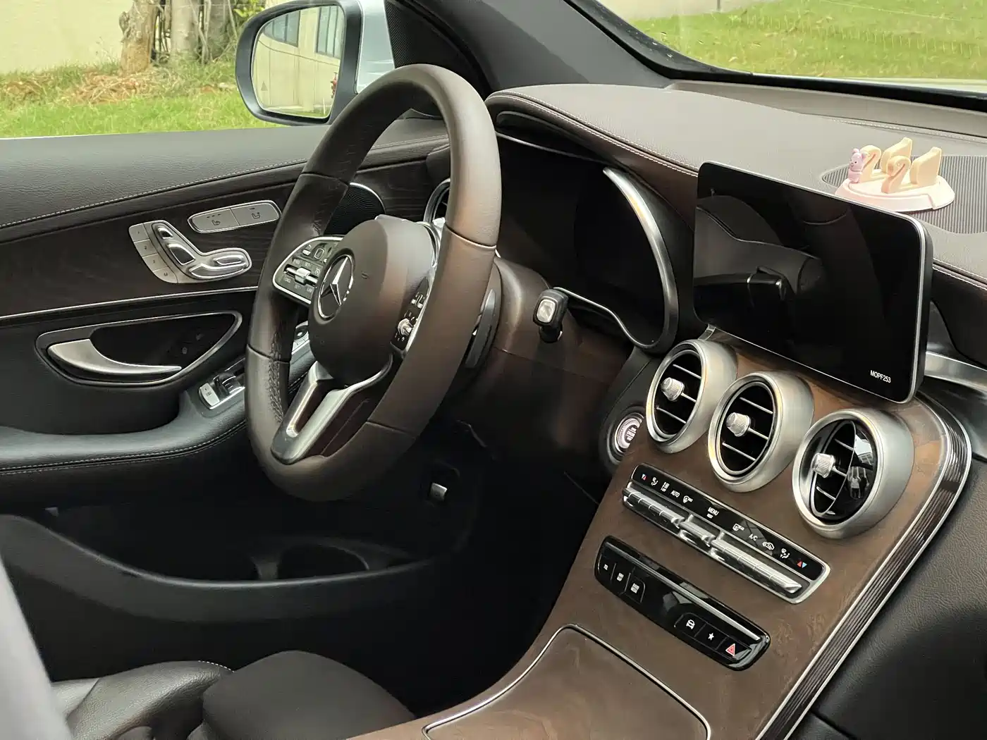 Mercedes-Benz GLC 2020 Facelift GLC 300 L 4MATIC Dynamic фото 17