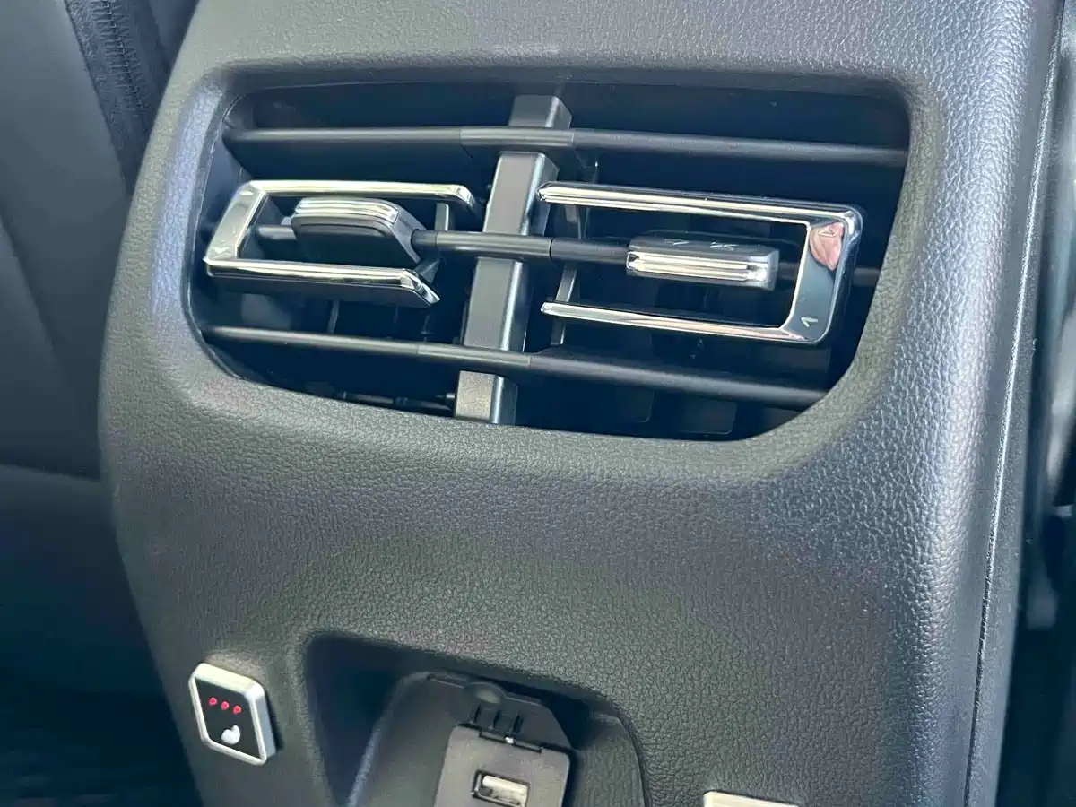 Фото 21 - Haval M6