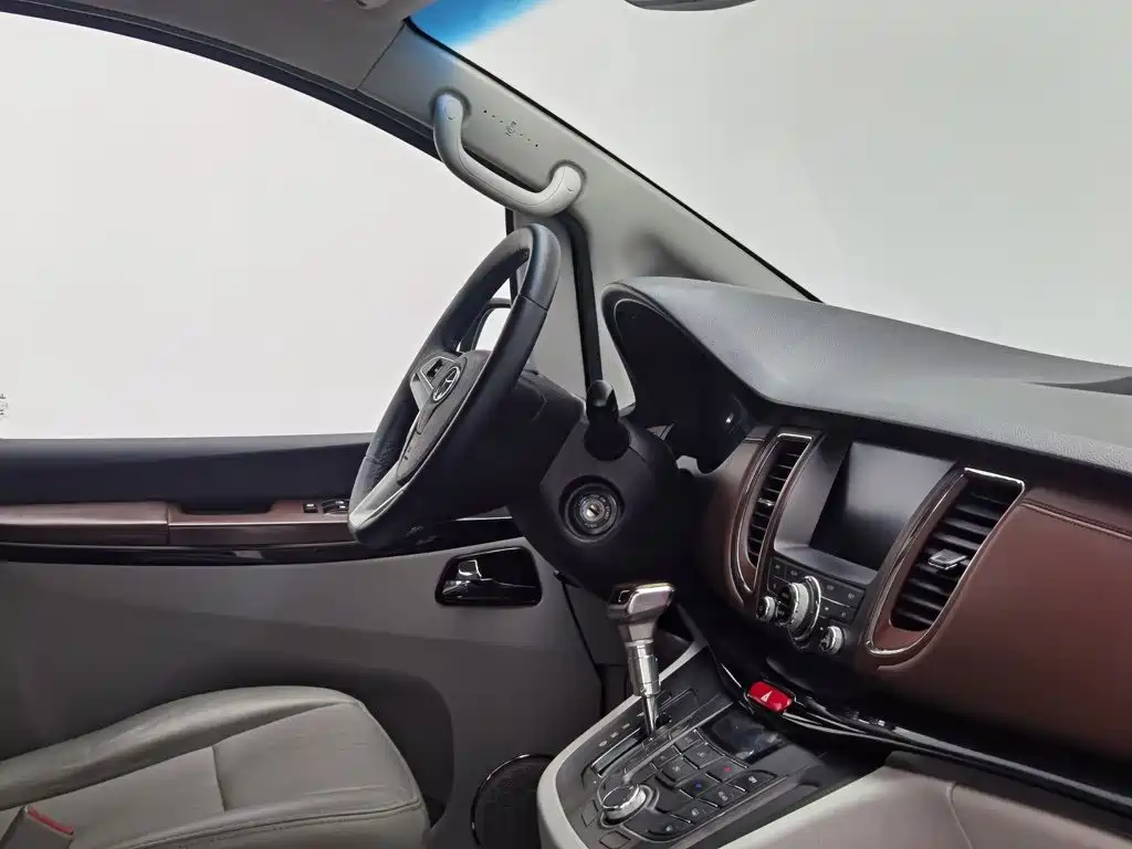 JAC Refine M5 2017 2016 2.0T Gasoline Automatic Business Edition